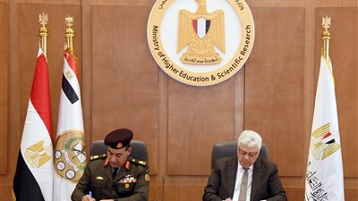قيادة قوات الدفاع الشعبي والعسكري توقع بروتوكول تعاون مع التعليم العالي