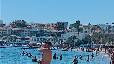 رغم ارتفاع الأمواج.. إقبال كبير على الرحلات البحرية بشواطئ شرم الشيخ│ صور