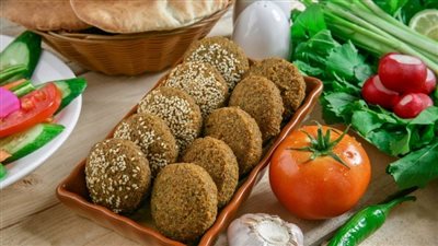 طريقة عمل الفلافل الشامية بالحمص.. مقرمشة ولذيذة على أصولها