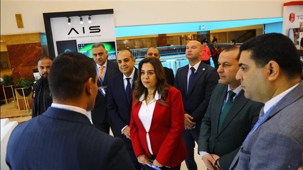 وزيرة التنمية المحلية