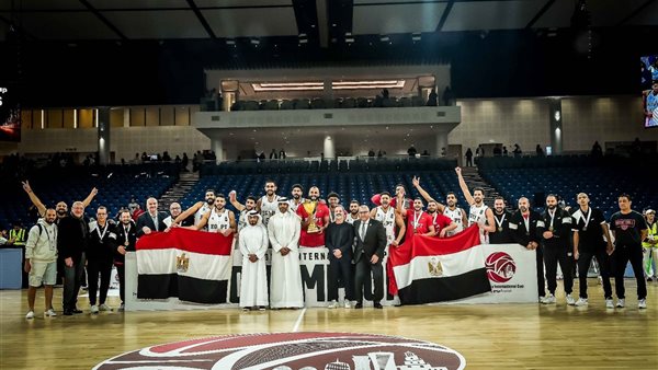 منتخب مصر للسلة يتوج