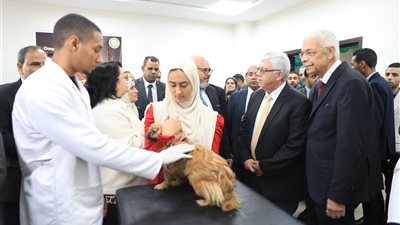 تكلفة إنشائها 5 مليارات جنيه.. وزير التعليم العالي يتفقد جامعة المنوفية الأهلية للاطمئنان على انتظام الدراسة 