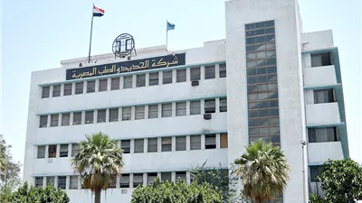 بعد توجيهات بإقامة مشروعات صديقة.. الوزير: تعويض قطاع الأعمال مقابل أرض شركة الحديد والصلب