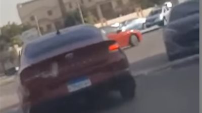 سائق ملاكي يدهس سايس أمام محل بلبن في عباس العقاد بمدينة نصر