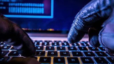 رئيس حزب نداء مصر يقاضي 4 صفحات على مواقع التواصل بتهمة الإساءة له