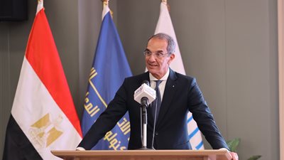 وزير الاتصالات: نستهدف تدريب أكثر من 30 ألف متدرب وخبير في الذكاء الاصطناعي