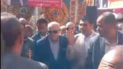 وسط زحام المواطنين.. محافظ الأقصر يفتتح ثاني معارض أهلا رمضان بمدينة البياضية| بث مباشر 