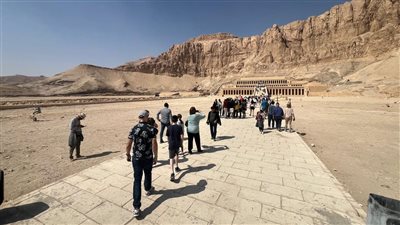 بعد إثارة الجدل.. ننشر الصور الأولى لمعبد حتشبسوت بالأقصر بعد انتهاء أعمال النظافة