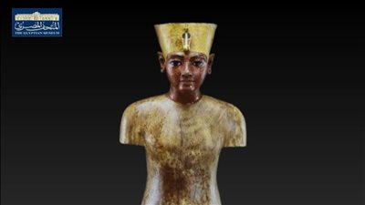 المتحف المصري بالتحرير يلقي الضوء على تمثال الملك توت عنخ آمون