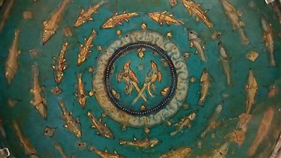 متحف الفن الإسلامي يعرض قطعة فريدة لسلطانية الجنيات البحرية | صور