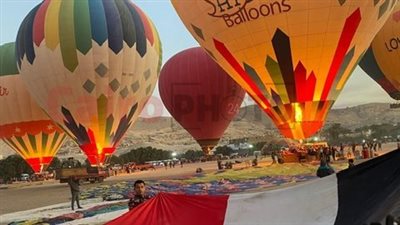 البالون الطائر في الأقصر.. مغامرة تحبس الأنفاس وتجسد عظمة الحضارة المصرية القديمة