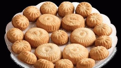 بمقادير غير مكلفة.. طريقة عمل كعك سادة بالسمسم| فيديو