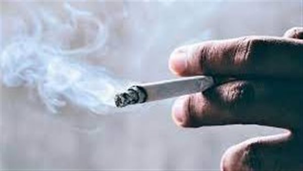 هل التدخين يبطل الصيام..