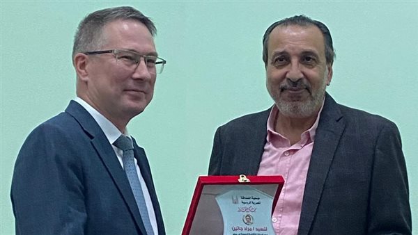 تكريم مدير المراكز