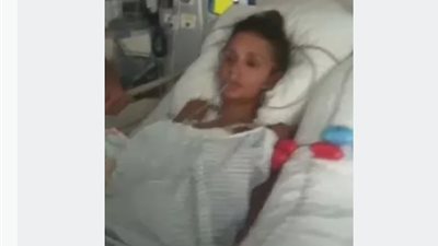 بسبب خطأ طبي.. فرنسية تتعرض لـ بتر بالأطراف بعد إصابتها بـ تسمم الدم 