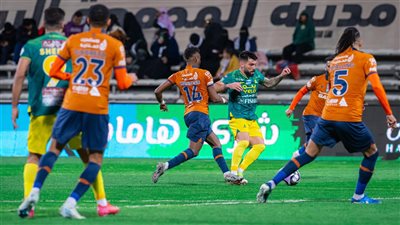 بمشاركة محمد شريف.. الخليج يتعادل سلبيًا مع الفيحاء في الدوري السعودي