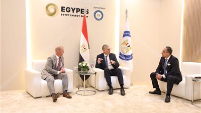 اتفاقيات واعدة بمجال الطاقة والغاز ولقاءات مع كبرى الشركات.. تعرف على أهم أحداث إيجبس 2025