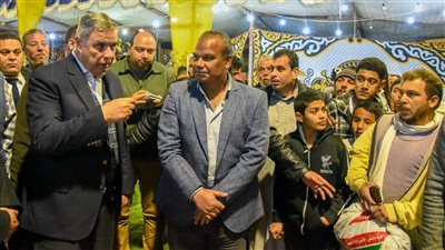بتخفيضات تصل لـ30%.. محافظ الإسكندرية يفتتح ثاني معارض أهلا رمضان ببرج العرب
