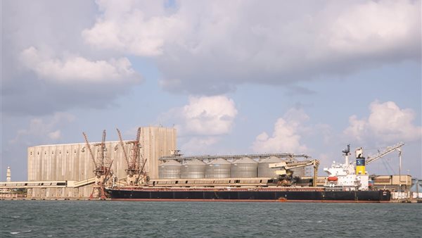  مرافق ميناء دمياط 