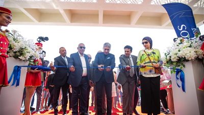  وزير السياحة يفتتح منتجعا سياحيا جديدا بمنطقة خليج مكادي بمدينة الغردقة