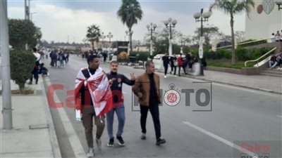 بدء توافد جماهير الأهلي والزمالك على ستاد القاهرة لحضور القمة| صور 