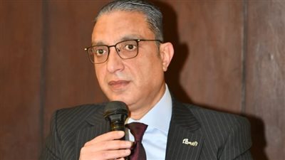 محافظ الفيوم يشهد جلسة الحوار المجتمعي حول مقترح البكالوريا المصرية