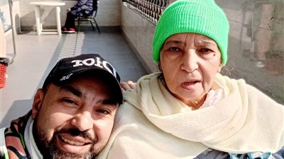 مراد فكري يعلن اعتذاره عن مسلسل مع نجم كبير: رعاية أمي أهم من أي مسلسل أو دور كبير