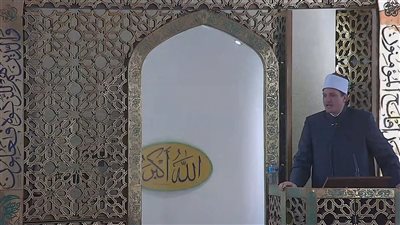 مدير الأزهر للفتوى خلال خطبة الجمعة بلندن: تهجير أهل فلسطين ظلم وعدوان 