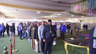 وزير العمل يشهد اختبارات عمال وجزارين مرشحين للعمل في موسم الحج 2025| صور 