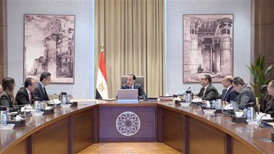 رئيس الوزراء يُتابع مع وزير التموين جهود حوكمة منظومة الدعم