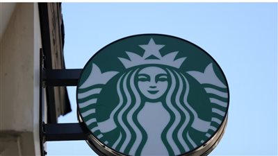 ستاربكس تعين مديرة مالية جديدة للمساعدة في إعادة الهيكلة وخفض الوظائف