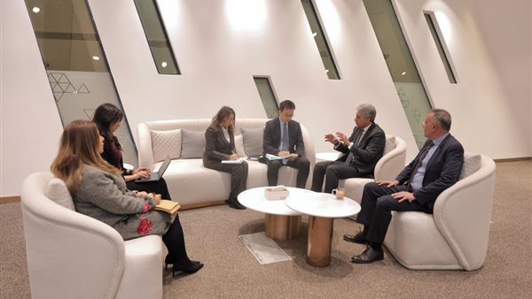 وزير السياحة من لقاء