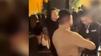 الشرطة الإيطالية تضبط شابا مصريا نشر فيديو على تيك توك خلال رقصه في الشارع بأسلحة بيضاء