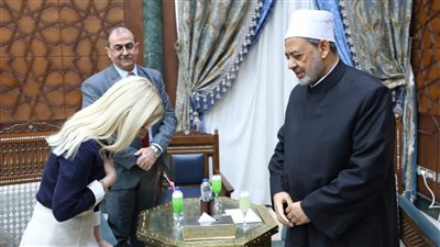 شيخ الأزهر: غياب العدالة الدولية والكيل بمكيالين سيحول العالم إلى غابة يأكل فيها القوي الضعيف