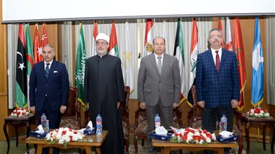 مفتي الجمهورية يحاضر بجامعة المنصورة حول دور الدين في بناء الإنسان