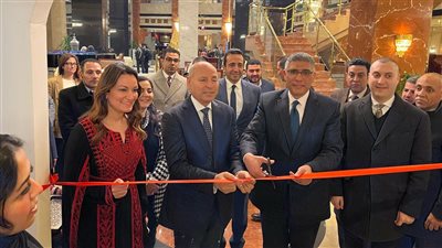 محافظا الجيزة والقاهرة يفتتحان معرض أيادي مصر بالدقي