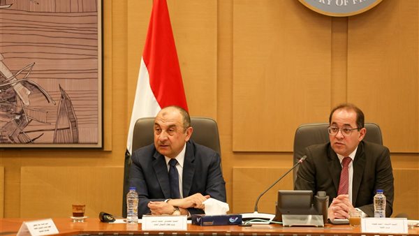 خلال اللقاء