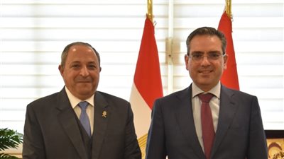 محافظ بورسعيد يستقبل سفير مالطا لبحث سبل تعزيز التعاون بين الجانبين