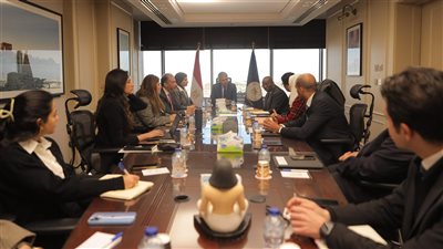 وزير الآثار يعقد اجتماعًا مع مدير مؤسسة التمويل الدولية IFC لزيادة مشاركة القطاع الخاص في السياحة 