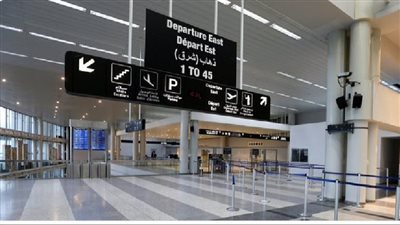 موجهة لحزب الله.. ضبط 2.5 مليون دولار بحوزة تركي في مطار بيروت