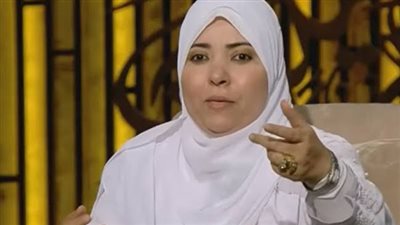 أستاذة تفسير بالأزهر: من تذهب لصلاة التراويح من أجل الحصول على عريس أو تتزوج لا حرج في ذلك 