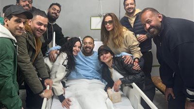 بحضور زينة.. أول ظهور لـ أحمد السقا بعد إصابته في تصوير العتاولة 2