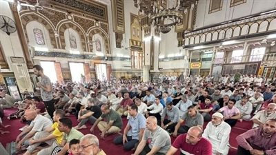 والشهداء عند ربهم لهم أجرهم ونورهم.. موضوع أول خطبة جمعة في رمضان