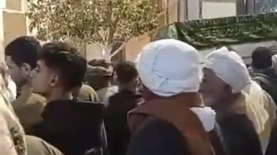 4 ماتوا في الحادث.. تشييع جثمان أحد ضحايا حادث منفلوط بأسيوط | بث مباشر