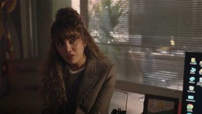 مسلسل أثينا الحلقة الثانية: شريف حافظ ينهي حياته.. وريهام حجاج تُدرس في الجامعة لكشف لغز انتحار شقيقتها