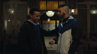 مسلسل ولاد الشمس الحلقة 3.. أحمد مالك وطه دسوقي ينفذان خطة محمود حميدة ويقعان في الخطر