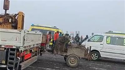 ننشر أسماء 23 مصابًا في انقلاب أتوبيس بعد اصطدامه بتريلا على الطريق الإقليمي