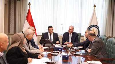 وزيرا البترول والإسكان يبحثان سبل تعزيز التعاون بين الهيئات التابعة لهما لتسريع تنفيذ المشروعات 