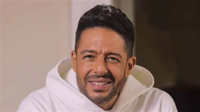 أول تعليق من محمد حماقي بعد تعرضه لوعكة صحية: عملية صغيرة وخرجت الحمد لله