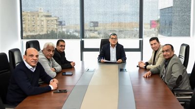 خلال ساعات.. اجتماع زووم يحسم اختيار طاقم حكام نهائي كأس عاصمة مصر